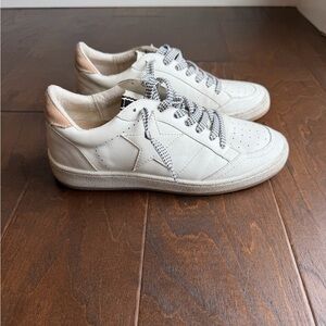 White Star Sneakers with Suede Details and  Checkered Laces
